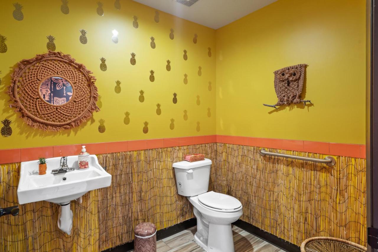 Tiki Hotel Палм Спринг Екстериор снимка
