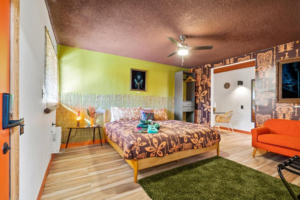 Tiki Hotel Палм Спринг Екстериор снимка